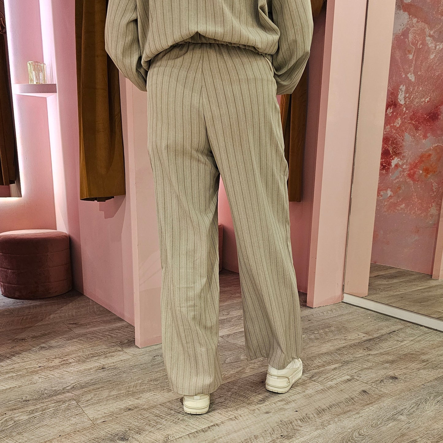Krijtstreep broek set 9290 Taupe