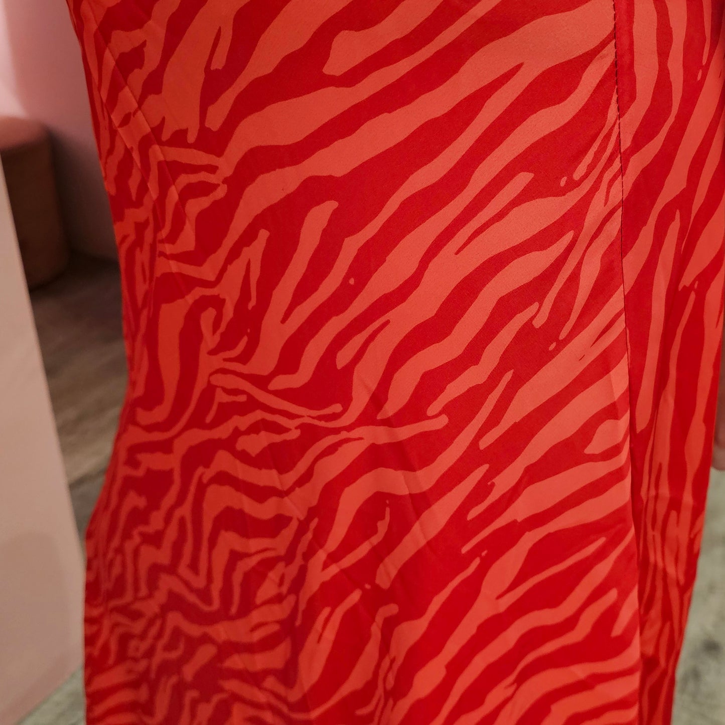 Glossy midi skirt 17397 Rood