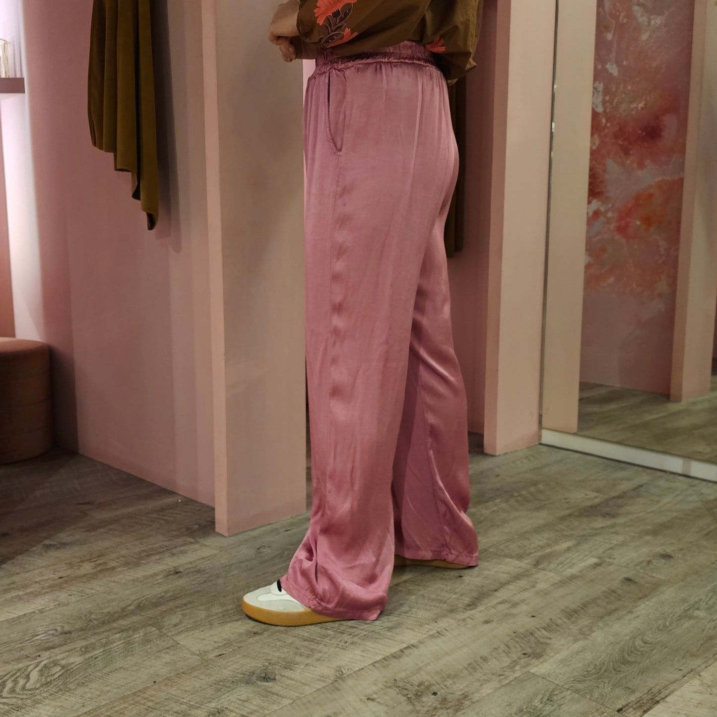 Broek wijd satinlook 21-269 Oud roze