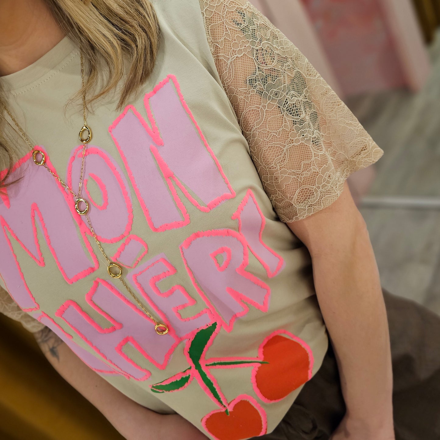 T-shirt kanten mouw 51675 Beige