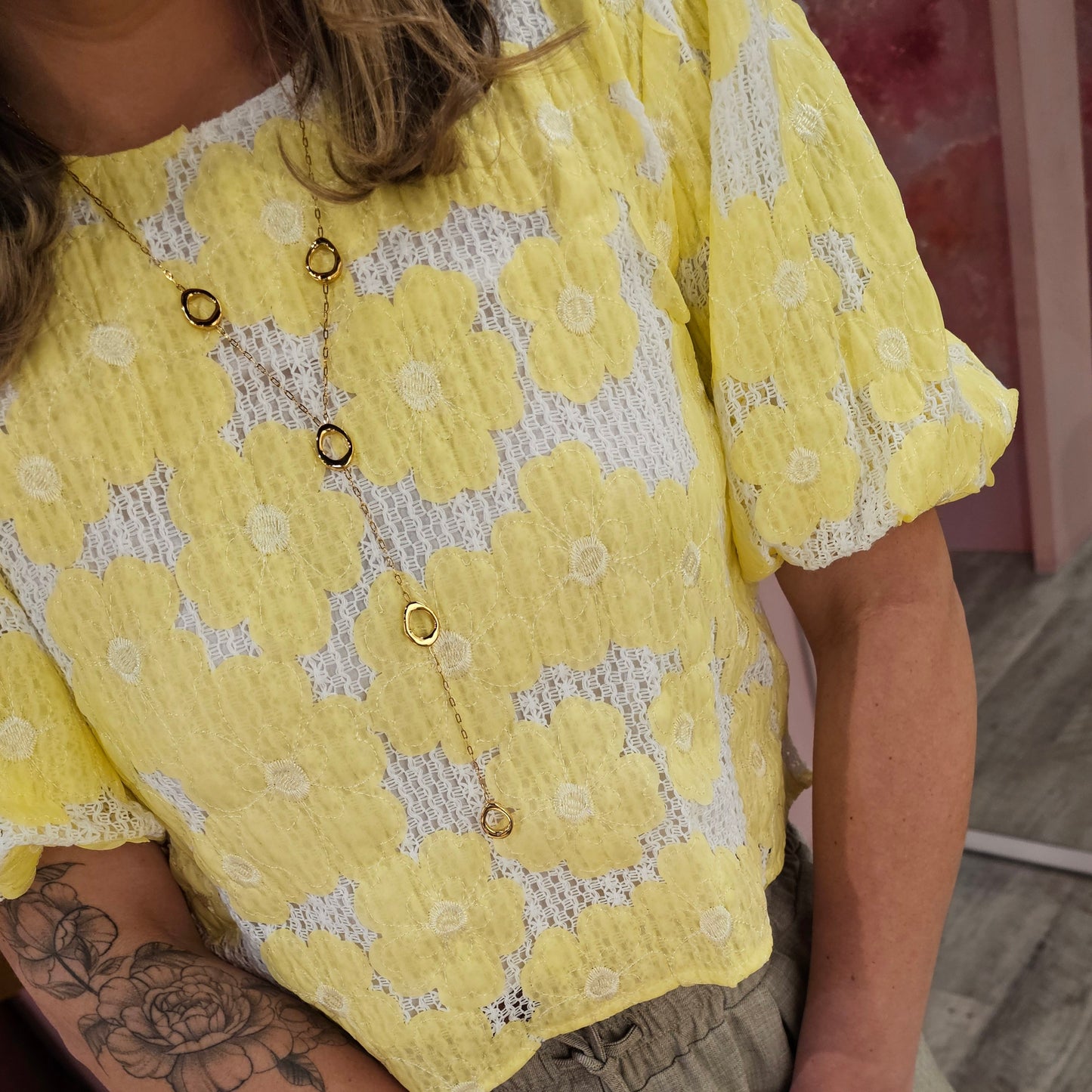 Cropblouse pofmouw 24214 Geel