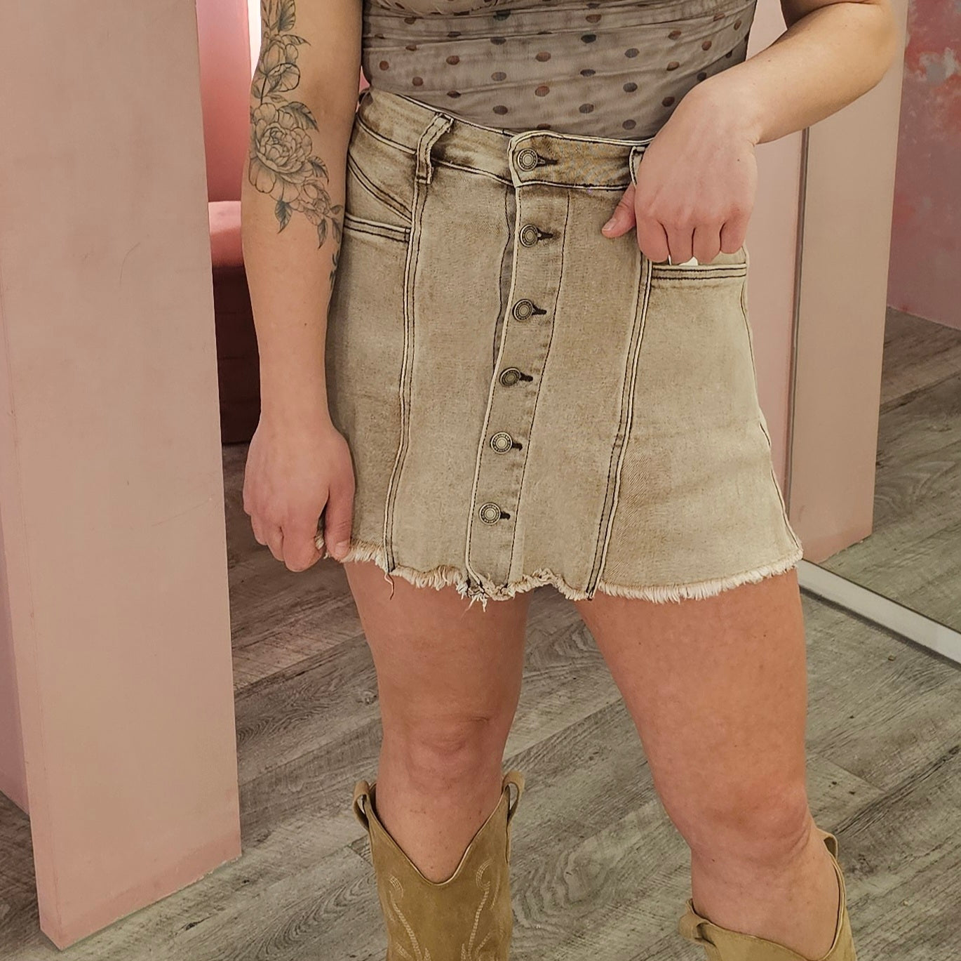 Skort knopen 16109 Bruin