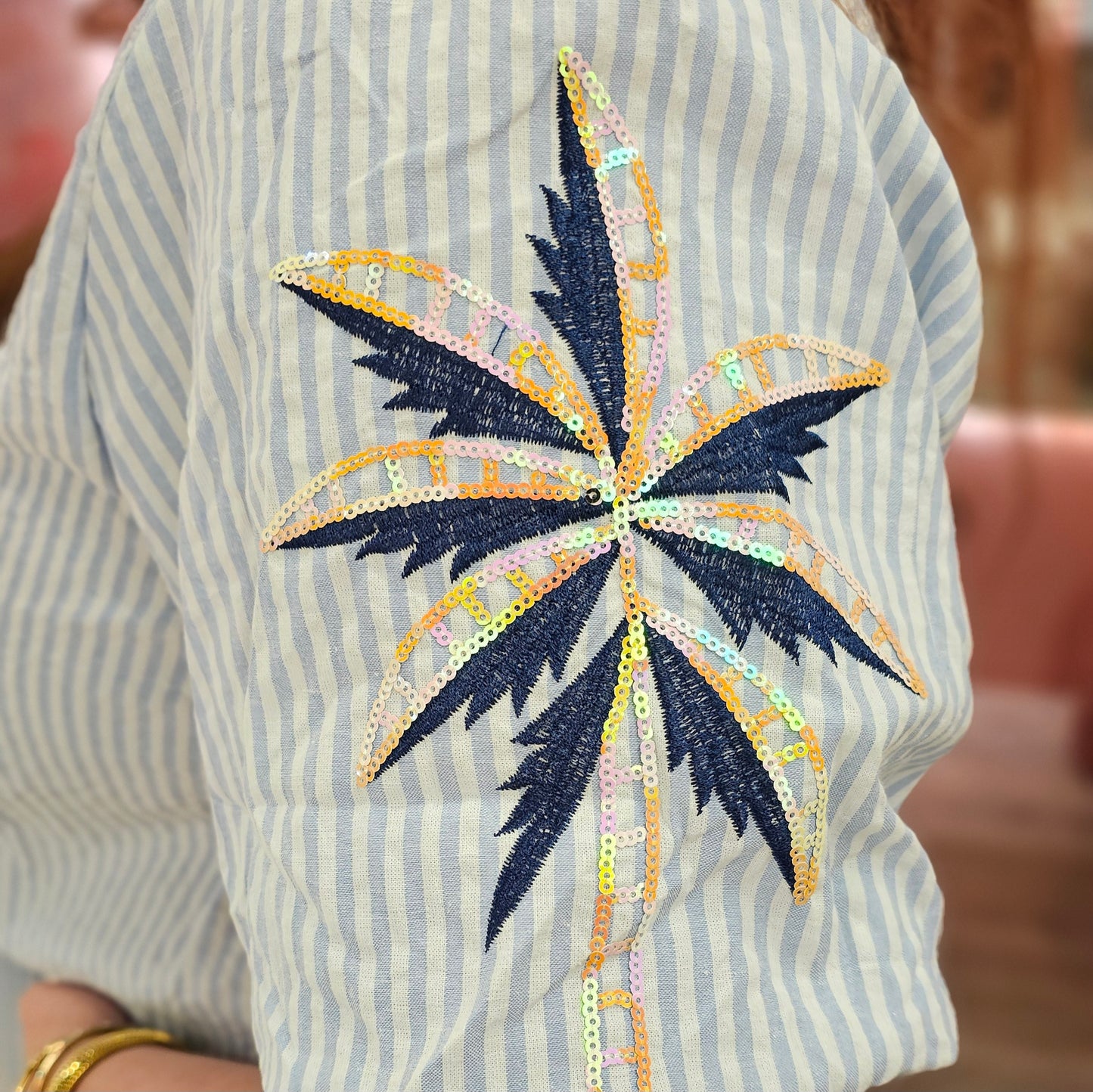 Blouse pofmouw palmprint 5582 Blauw