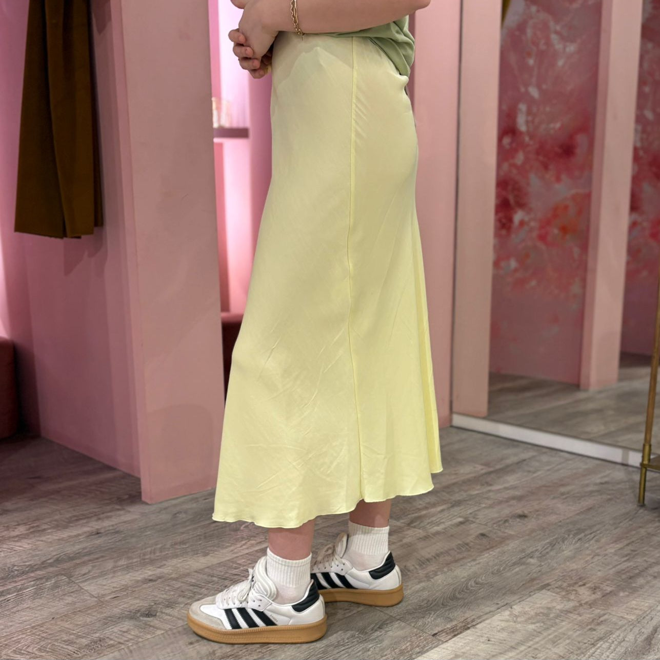 Shiny rok 18109 Geel